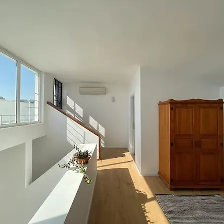 Villa Private 5-bedroom With Pool And Sea View In *
