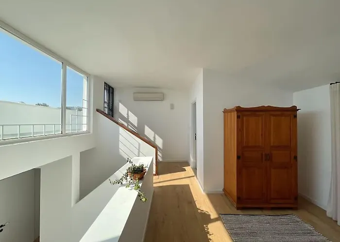 Villa Private 5-bedroom With Pool And Sea View In *