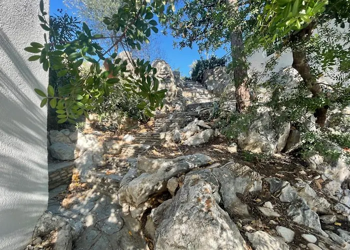 Private 5-bedroom With Pool And Sea View In Villa Bodrum